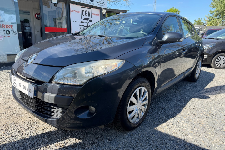 RENAULT MEGANE III BERLINE