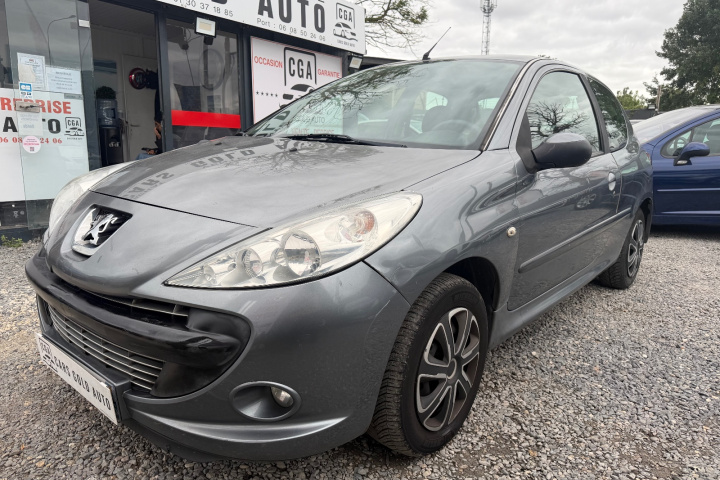 PEUGEOT 206+