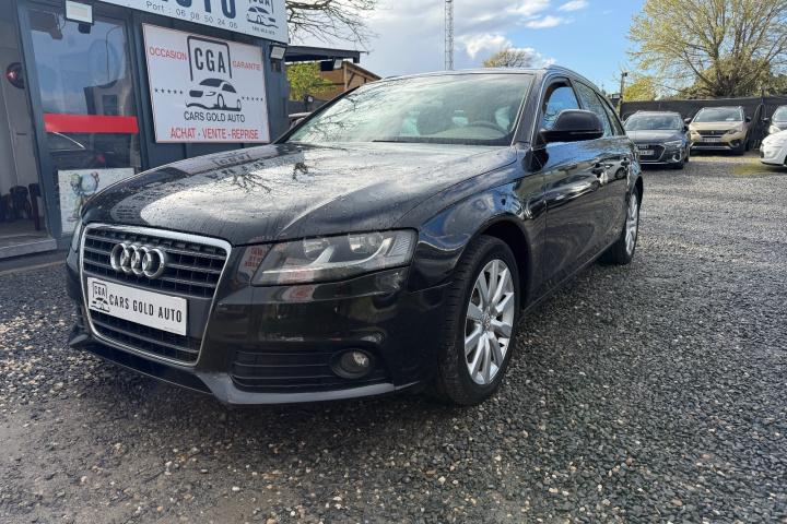 AUDI A4 AVANT