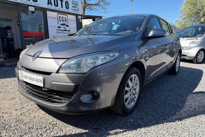 RENAULT MEGANE III BERLINE