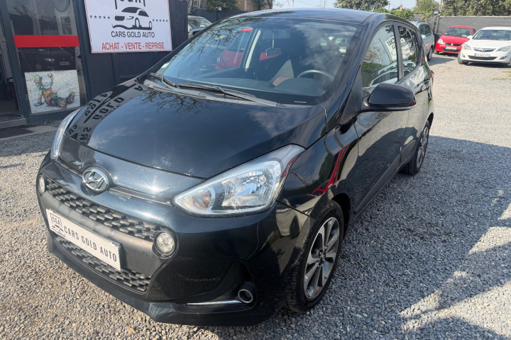 HYUNDAI i10